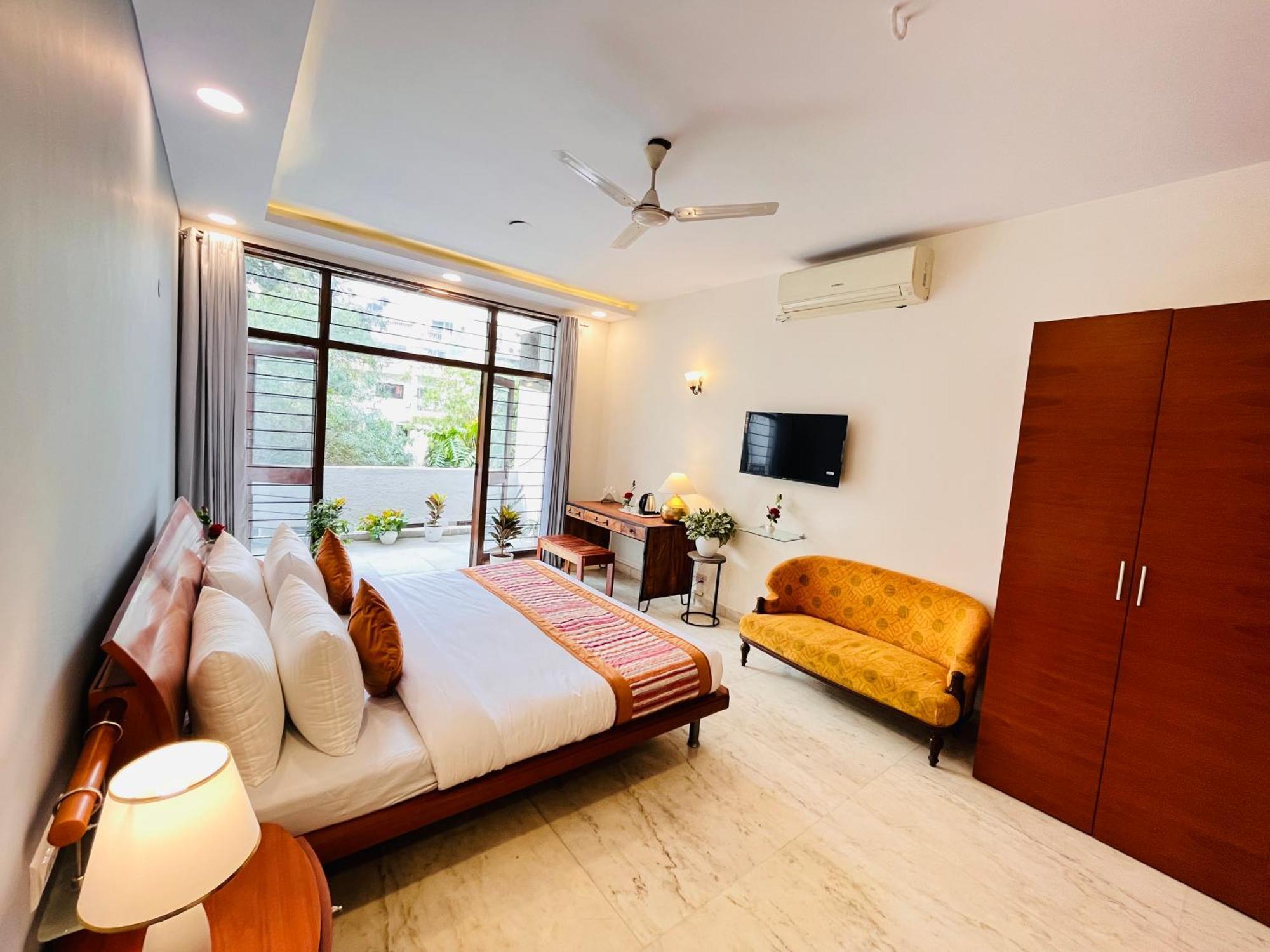 Grove Residency Hauz Khas New Delhi Couple Friendly Hotel Exterior photo